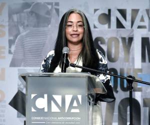 Gabriela Castellanos comparece al MP por denuncia relacionada con labor electoral