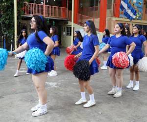 Las estudiantes del Instituto Privado Santa Mónica se preparan para representar a su institución y celebrar con talento y fervor patrio los 205 años de independencia de Honduras, durante una jornada en la que el ritmo y las coreografías serán protagonistas.