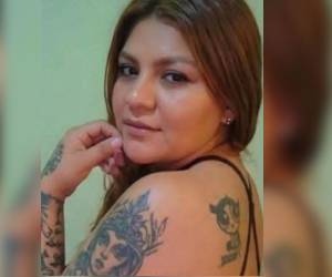 Sintia Carolina Martínez es una de las dos víctimas que fue vilmente asesinada en el barrio Las Colinas, en Choluteca. Aquí más detalles.