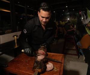 El velatorio del creador de contenido Hernán Martínez se realiza este domingo en Cofradía, Cortés, luego de su fallecimiento el sábado 18 de abril a causa de una lesión cerebral derivada de un accidente de tránsito en Tegucigalpa.