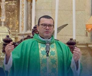El padre Carlo Magno envió una reflexión al pueblo hondureño durante la homilía de este domingo.