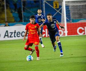 En el último partido entre ambos, los Aurinegros se llevaron el triunfo por goleada de 3-0.