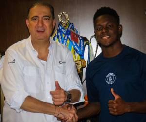 <b>El extremo izquierdo Jeffry Miranda llega a la institución azul en busca de su primer título en la Liga Nacional.</b>
