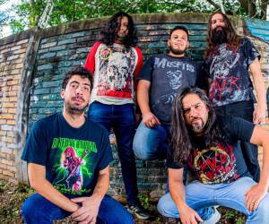 Arsenal de Odio es una banda hondureña conformada por Oscar Osorto, Gerardo Irías, Emerson Guevara, Saady Rueda y Marco Rodríguez que se a mantenido constante en la escena thrashera.