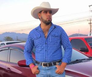 Un estudiante de la Universidad Nacional de Agricultura (UNAG) perdió la vida tras un fatídico accidente vehicular registrado la madrugada del domingo en Catacamas, Olancho, mientras regresaba al campus tras un concierto junto a otros de sus compañeros que resultaron heridos durante el siniestro.