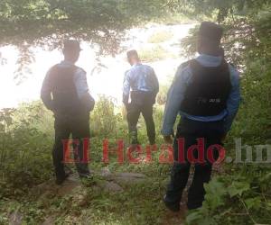 Elementos de la Policía Nacional llegaron hasta la zona de Nueva Flores para iniciar las respectivas investigaciones del caso.
