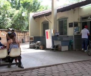 Familiares llevaron a la niña a un centro médico en El Chaparral, en San Lorenzo.