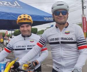Los dos ciclistas se mostraron entusiasmados por competir un año más.