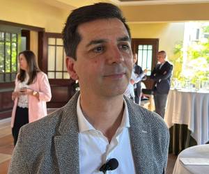 Francis Hernández sabe que estos días José Molina tiene que aprovechar a conocer muchos jugadores.