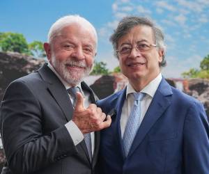 Petro no estuvo presente en la apertura del encuentro, pero acudió posteriormente al inicio de las intervenciones de los jefes de Estado.