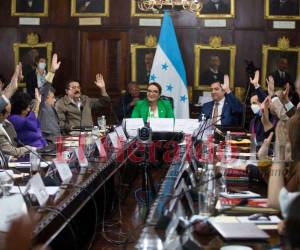 El gobierno de la presidenta Xiomara Castro ha dejado en claro -una vez más- que el proyecto de la Constituyente sigue estando bajo la idea de Libre, pero que no se planea hacer en el actual mandato.