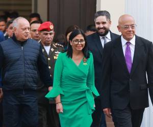 Delcy Rodríguez asumió este lunes como la vicepresidenta interina de Venezuela.