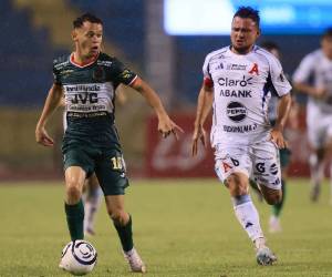 Imágenes del desarrollo del partido.
