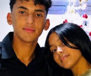 Nathaly Pérez es una de las sobrevivientes del doble terremoto que sacudió a Venezuela el pasado 24 de junio, una tragedia que dejó miles de víctimas y que continúa marcando la vida de quienes lograron salir con vida. La joven relató que logró sobrevivir gracias a su hermano, quien murió mientras la protegía. Aquí los detalles.