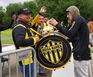 Aficionados del Real España se hacen presentes para este clásico en los Estados Unidos