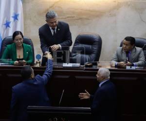 Los diputados siguen sin llegar a acuerdos.