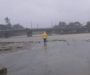 La zona norte del país continúa siendo la más afectada con la crecida del río Ulúa que ya obligó a evacuar miles de familias.