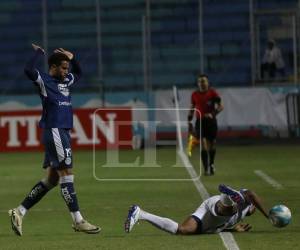 Imágenes del desarrollo del partido.