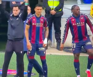 Kervin Arriaga ingresó por Iván Romero ante el Girona.