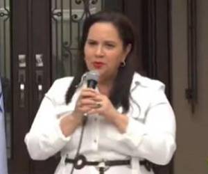 Ana García concluyó la conferencia compartiendo con los presentes qué será lo primero que hará al reencontrarse con Juan Orlando Hernández.