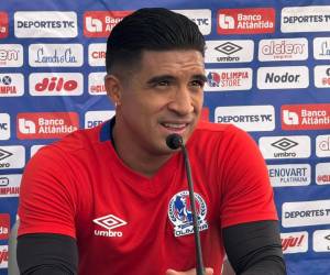 Michaell Chirinos revela oferta de equipo de Asia y polémica por formato de triangular