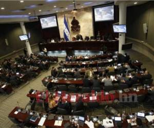 Durante la sesión legislativa del miércoles, el titular del CN nombró una comisión especial para la elaboración de un informe de cómo fue aprobado el Código Penal.