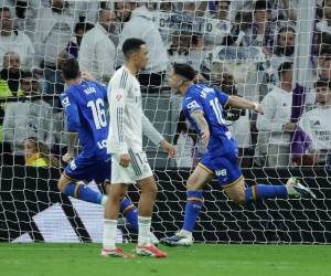 Imágenes del desarrollo del partido.