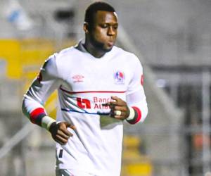 El colombiano Yustin Arboleda llegó a las filas del Olimpia en el 2020.