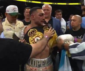 Teófimo López fue mejor en casi toda la pelea y es justo campeón del peso welter de la WBA.