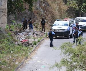 El cadáver de una mujer fue encontrado en una solitaria calle ubicada en la colonia 14 de Enero. Aquí los detalles.