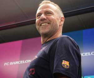 Hansi Flick habló mucho de que deben de mejorar en defensa ante Real Madrid.