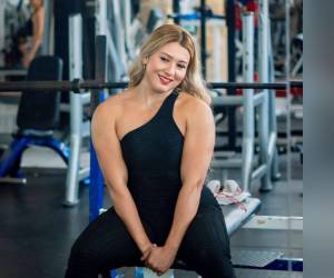 Una joven madre identificada como Glenda Isabela Hernández, de 28 años, fue asesinada con arma blanca en el barrio San Rafael, en la hermana República de El Salvador, el pasado domingo 19 de abril. ¿El hechor logró huir a Guatemala? A continuación lo que se sabe del caso que ha causado gran conmoción dentro y fuera del país.