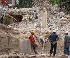 El proyecto pretende facilitar la inversión para edificar viviendas de personas afectadas.