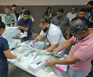 Tras 18 días sin resultados electorales, este jueves 18 de diciembre, inició el escrutinio especial que dará finalmente al ganador de las elecciones en Honduras.