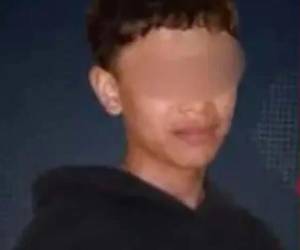La muerte de Joel Alexander Álvarez Uclés, de 16 años, ha causado dolor entre los habitantes de la colonia Nueva Suyapa, en Tegucigalpa. La noche del domingo, el adolescente fue asesinado a disparos en el sector conocido como El Infiernito.