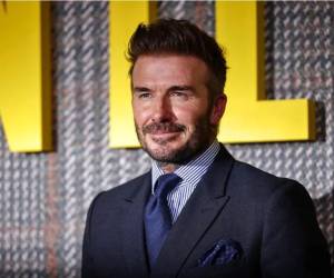 El ex futbolista David Beckham rompió el silencio en un programe económico en Suiza. Y entre líneas dijo: Hay que dejar que los hijos cometan errores.