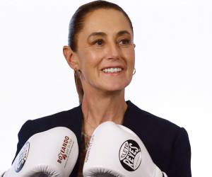 Presidenta de México promueve programa para reconstrucción de comunidades vulnerables.