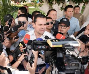 Tomás Zambrano confirmó la declaratoria de tres grupos criminales como asociaciones terroristas.