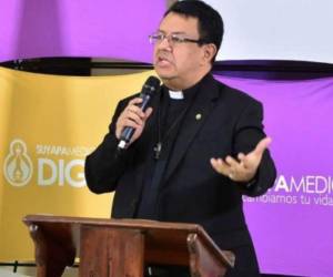 El vocero de la Conferencia Episcopal, padre Juan Ángel López, hizo un llamado a la clase política.