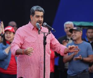 Maduro manifestó que se debe hacer todo por la paz, como decía John Lennon.