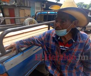 “Mi hijo andaba huyendo y posiblemente los enemigos descubrieron dónde estaba oculto y le quitaron la vida”, lamentó el padre de la víctima.