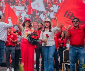 En su campaña electoral, la candidata de Libre visitó este domingo el municipio de Talanga.
