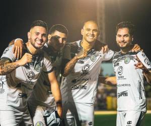 Imágenes del desarrollo del partido.