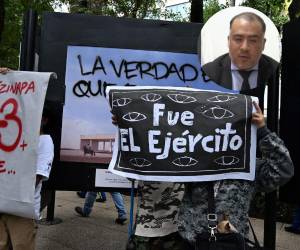 Omar Gómez Trejo, fiscal nombrado para dirigir una nueva investigación sobre la desaparición de 43 estudiantes en 2014, renunció al cargo.