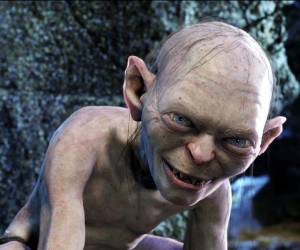 Ambientada cronológicamente durante los acontecimientos iniciales de La comunidad del anillo, la trama explorará de forma profunda y psicológica la perspectiva de Gollum mientras Gandalf y Aragorn emprenden una carrera contrarreloj para capturarlo antes de que caiga en manos de las fuerzas de Sauron.