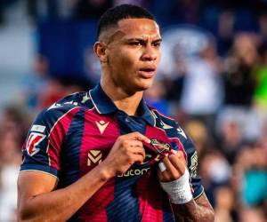 Arriaga será una de las novedades de la convocatoria de Luís Castro para el choque ante el Girona.