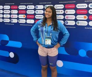 Con apenas 16 años, Giulliana ya deja un gran legado en la natación hondureña.