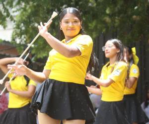 Encanto, disciplina y dinamismo caracterizan a las 18 palillonas del Instituto Gubernamental San Pablo que se preparan para deslumbrar en los desfiles del 15 de septiembre. ¿Quiénes son? Aquí los detalles