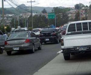 En octubre corresponde pagar la tasa única de matrícula a los vehículos que portan placas con terminación 6 y 7.