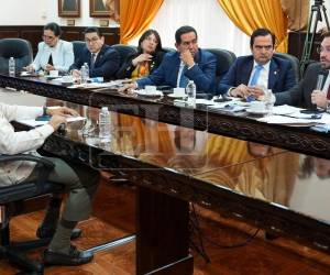 Durante la comparecencia del fiscal general suspendido estuvo marcado por cuestionamientos sobre la imparcialidad del Ministerio Público.